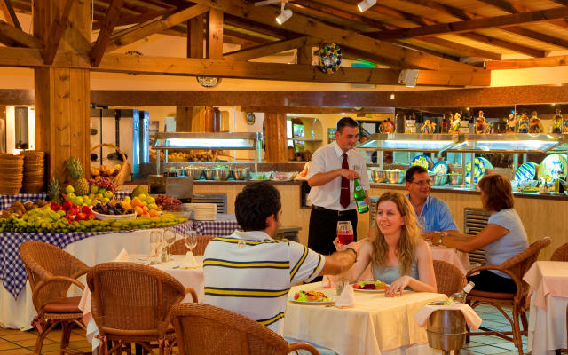 Playalinda Hotel