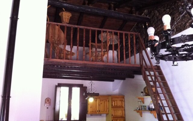Villa Bonaccorso Casale-splendida Villa Immersa Nella Natura ai Piedi Dell Etna