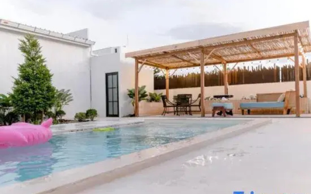 Merry Holmes Resort Hatyai