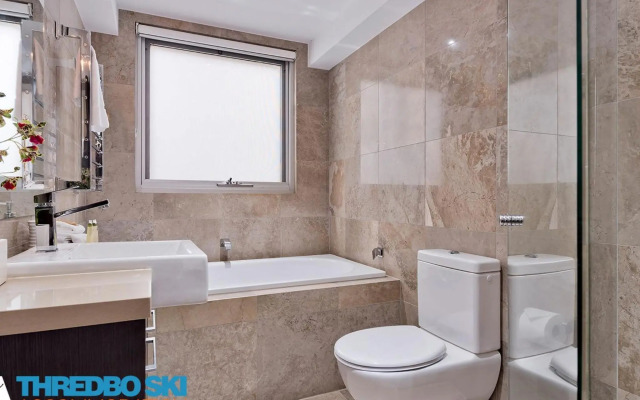 The Peak Penthouse 9