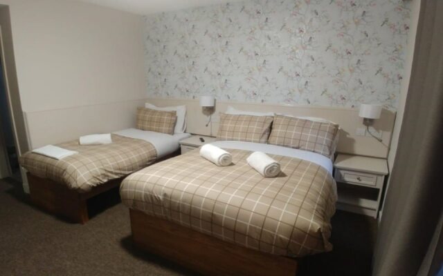 Clydebank Hotel