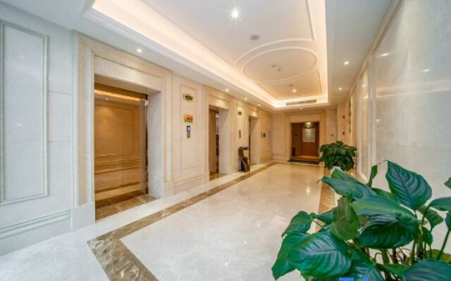 Vienna International Hotel (Guiyang Century City Branch)