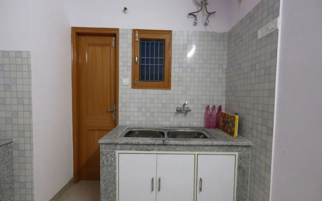 OYO 12695 Home Cosy 5BHK Himuda Sanjauli