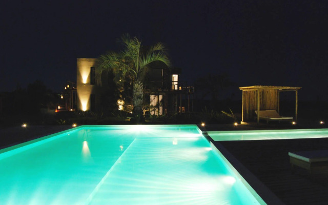 Casa Suaya