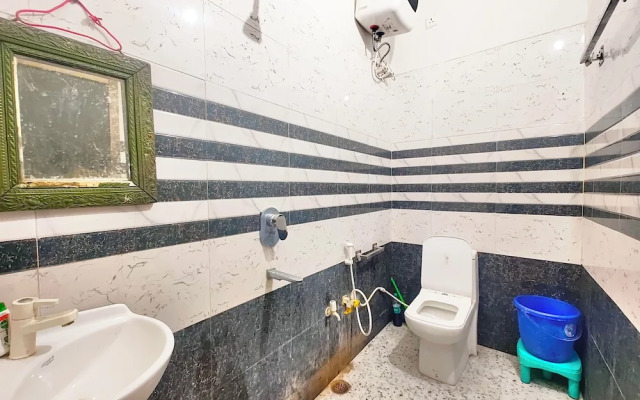 Hotel Hanuman Palace Ayodhya