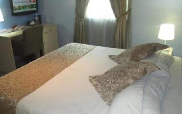 Platinum Apartment & Suites