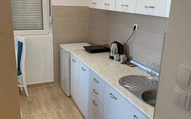 Airport View Apartments