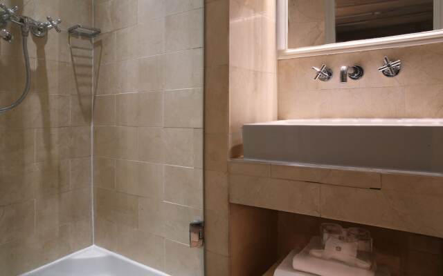 Hôtel Saint Martin Bastille