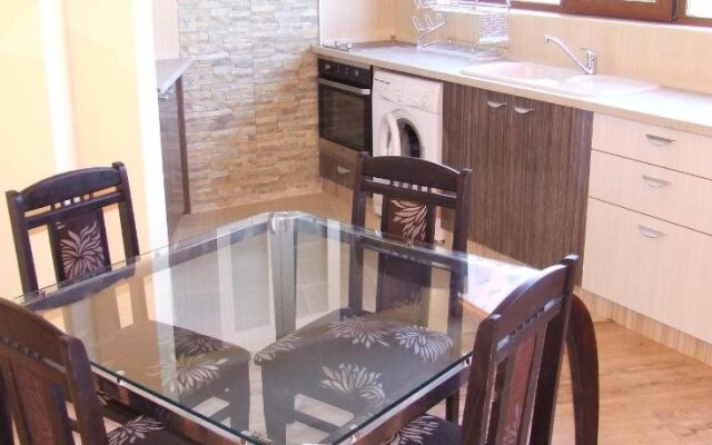 Asparuhov Guest Rooms
