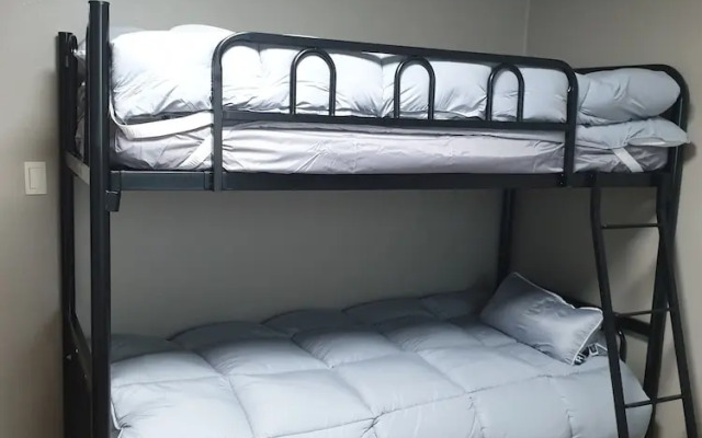 Ulsan Guesthouse by Sleeping Pong - Hostel