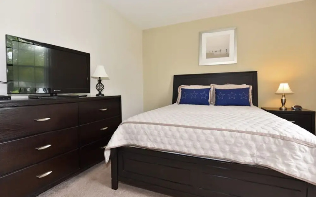 High Grove Resort 16708 Holiday Home