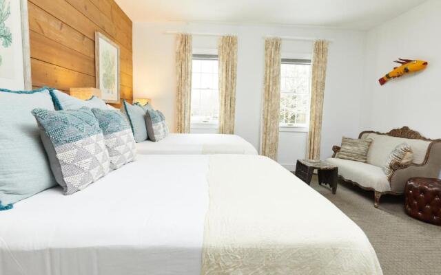 Shelter Harbor Inn