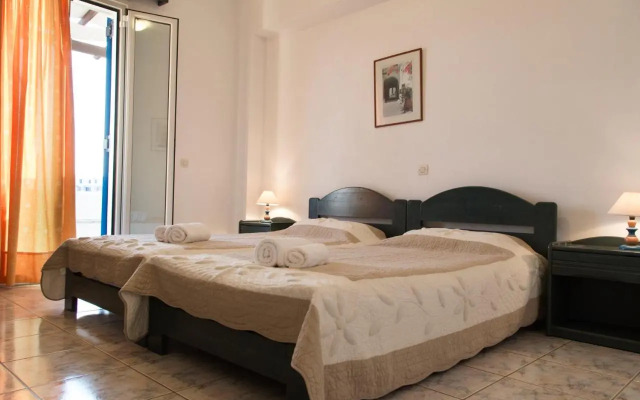 7 Bedroom Agios Romanos Villa in Tinos - BLG 69205