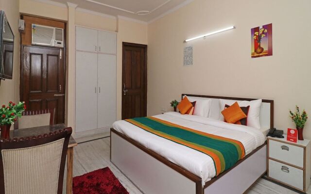 OYO 10669 Hotel Comfort Stay Inn