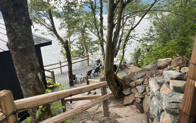 The Lodge on Harrison Lake
