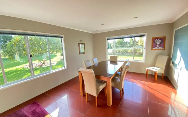 Paton s Beachfront Villa