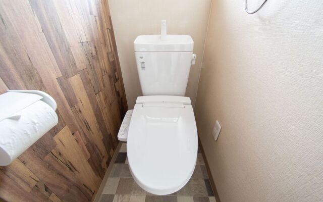 S Flat Kasugade Naka