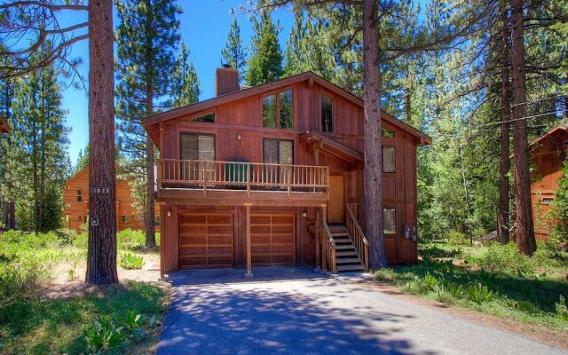 Merry Beary by Lake Tahoe Accommodations