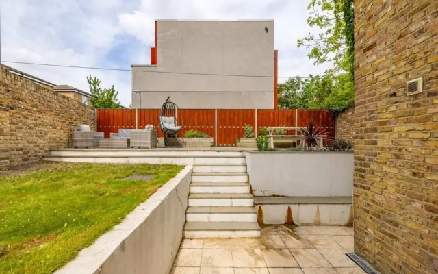 The Hackney Secret - Stylish 2bdr House With Garden, London
