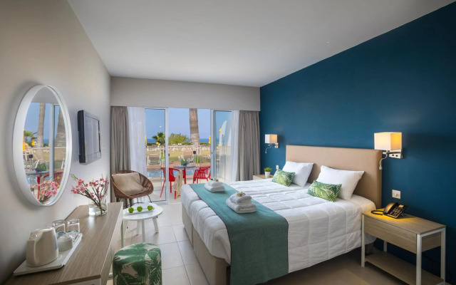 Leonardo Laura Beach & Splash Resort