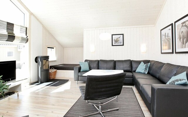 5 Star Holiday Home in Großenbrode