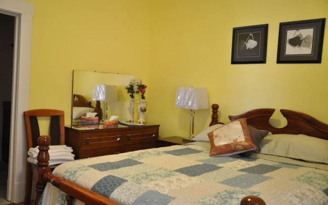 Ambassador B&B Guest Home