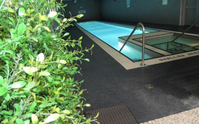 Iceboat Terrace Luxury Condos