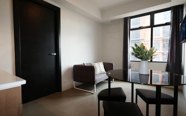 Portovita Tower 2BR 23rd FLR Black Unit W/ Balcony