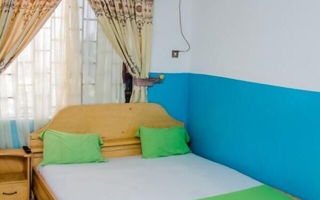 Elizz Guest House