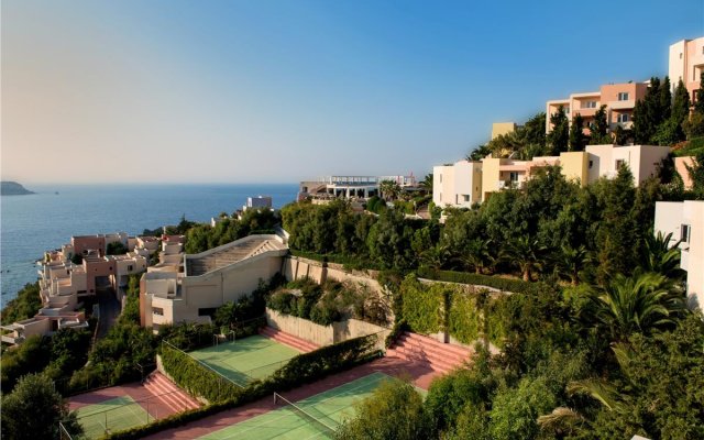 Athina Palace Resort & Spa