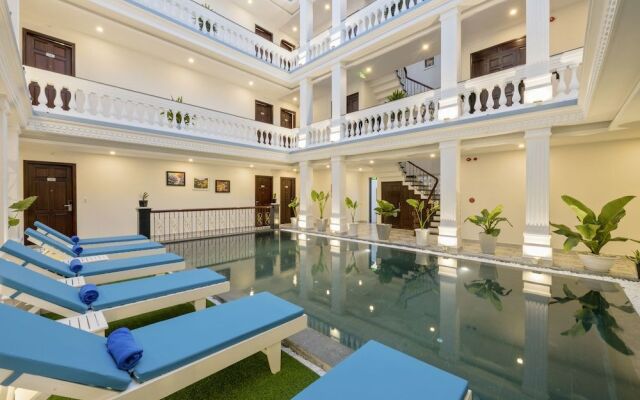 Royal Mansion Boutique Hoi An