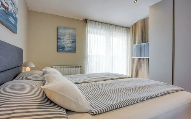 Elegant Panoramic Seaview Apartments