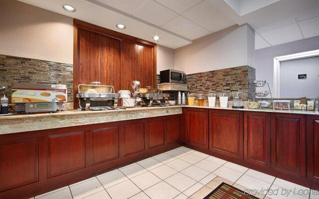 Baymont by Wyndham Monroe Ohio