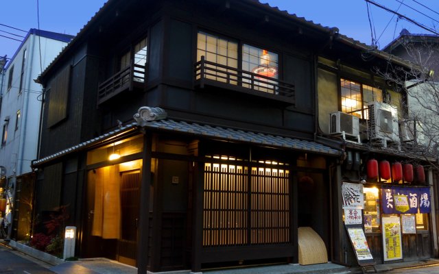 Machiya Kaemon Kyoto-sta.