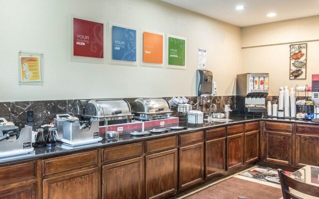 Holiday Inn Kansas City Downtown by IHG