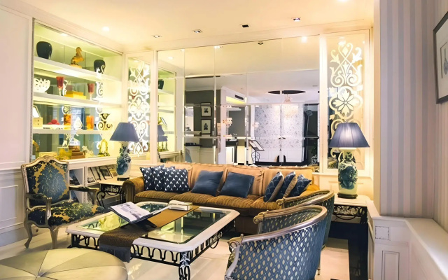 Geulis Boutique Hotel & Cafe