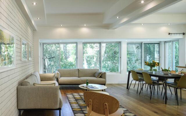 Country Vibes in Tel-Aviv by Sea N' Rent