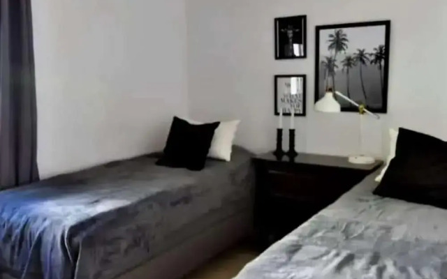 Tranquil Nerja House With Gardens, Pools and spa