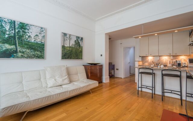 Delightful Notting Hill Home near Hyde Park