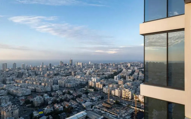 Luxury 3 Bedroom Oceanview Apt