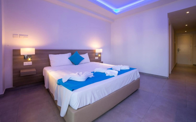 Flora Maria Hotel & Annex Apartments