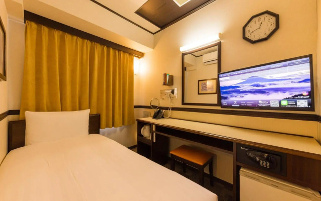 Toyoko Inn Osaka Shinsaibashi Nishi
