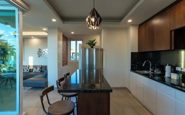 Baja Mar Apartments
