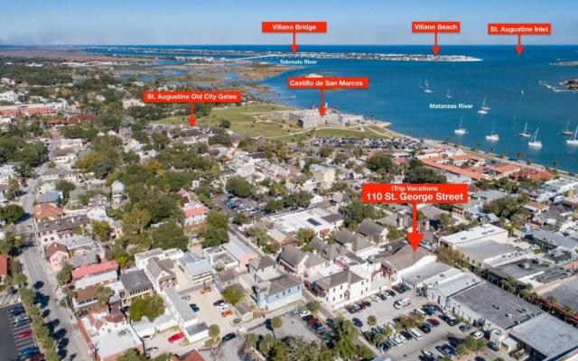 St. George Street Apartment