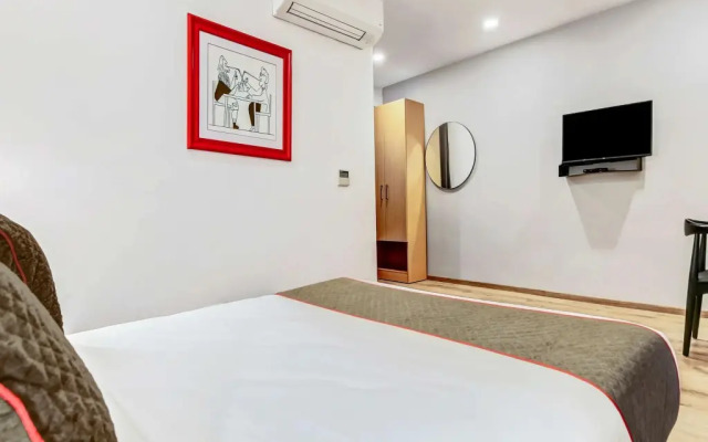 OYO Townhouse 70 Maula Ali Rd Knowledge Park III