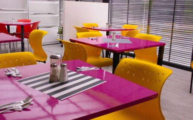 593 Hostel Boutique