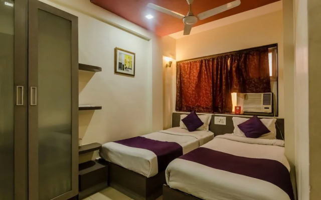 OYO Flagship 553 Vashi