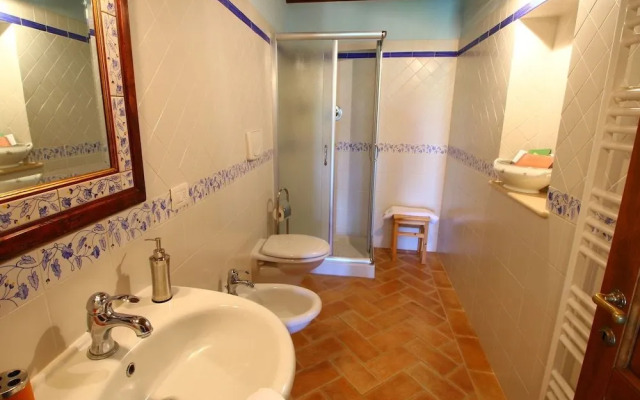 Luxurious Farmhouse in Montalcino with Pool