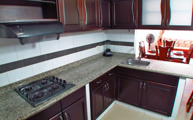Apartamentos Suiteline Plus – Cerca al Mar
