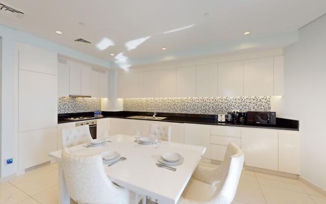 Primestay - 2BR Paramount Midtown-dubai